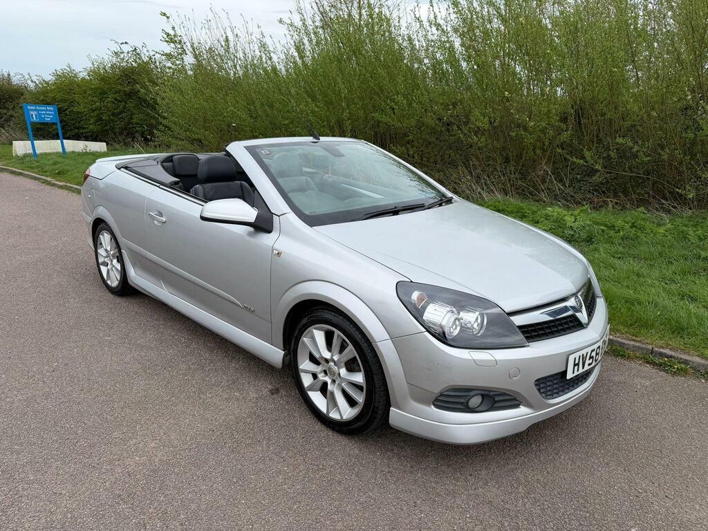 Vauxhall Astra Design Cdti 8V Silver #1