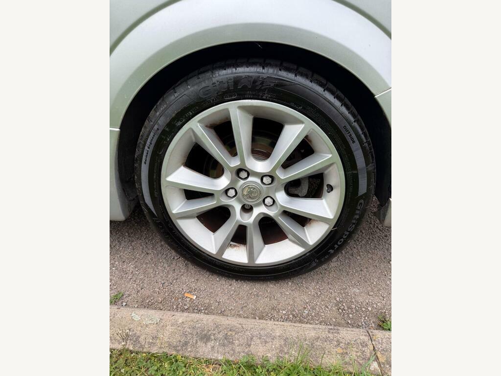 Vauxhall Astra Design Cdti 8V Silver #26