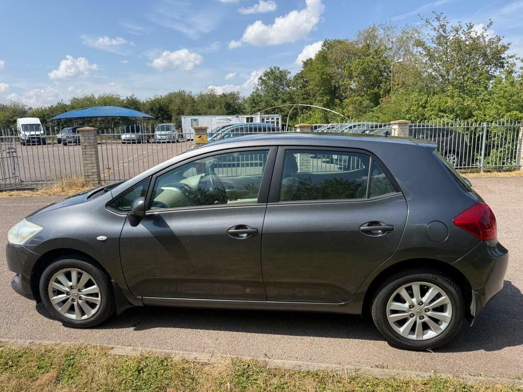 Toyota Auris 1.6 Vvt-i T Spirit Grey #5