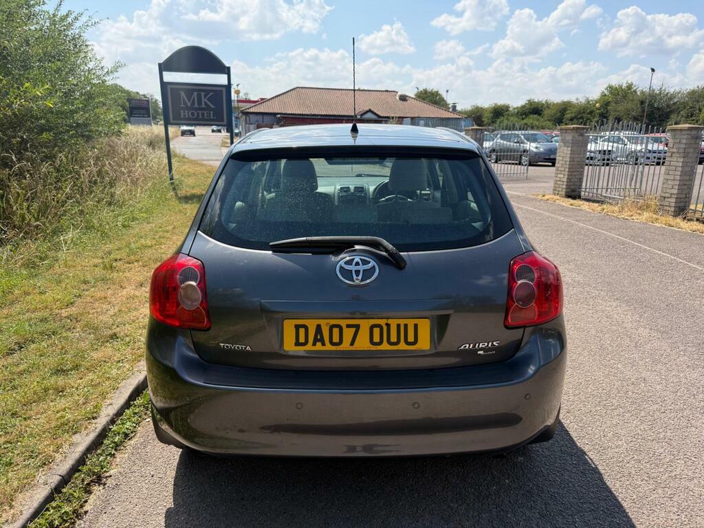 Toyota Auris 1.6 Vvt-i T Spirit Grey #6