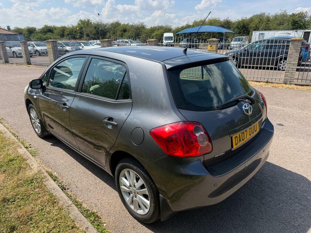 Toyota Auris 1.6 Vvt-i T Spirit Grey #4