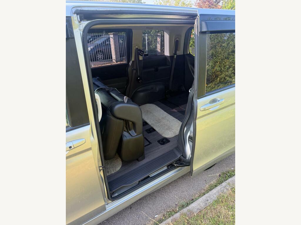 Honda StepWagon  Silver #22