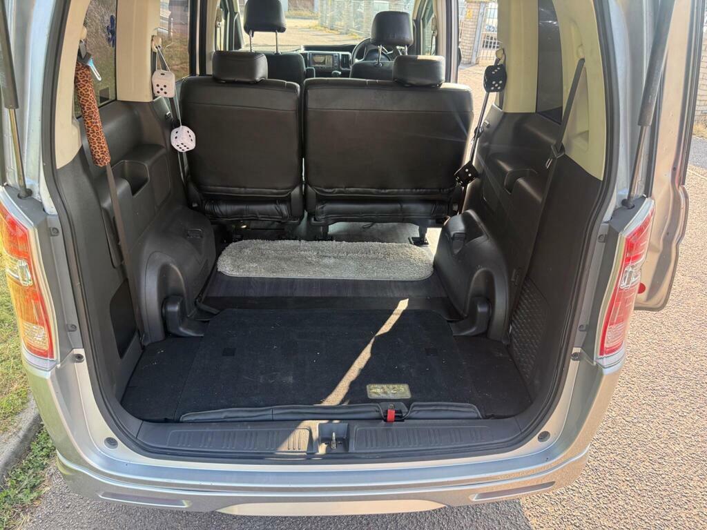 Honda StepWagon  Silver #21