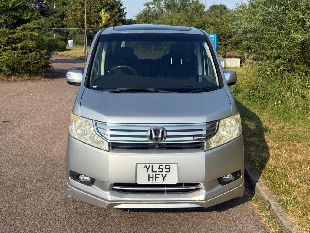 Honda StepWagon Mpv 2.0 8 Seater Silver #2