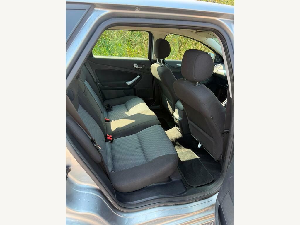 Ford Mondeo 2.0 Titanium Grey #16