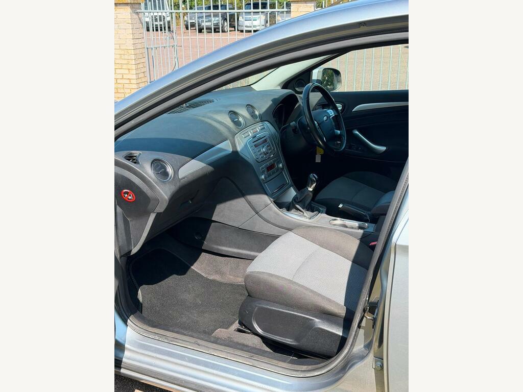 Ford Mondeo 2.0 Titanium Grey #15