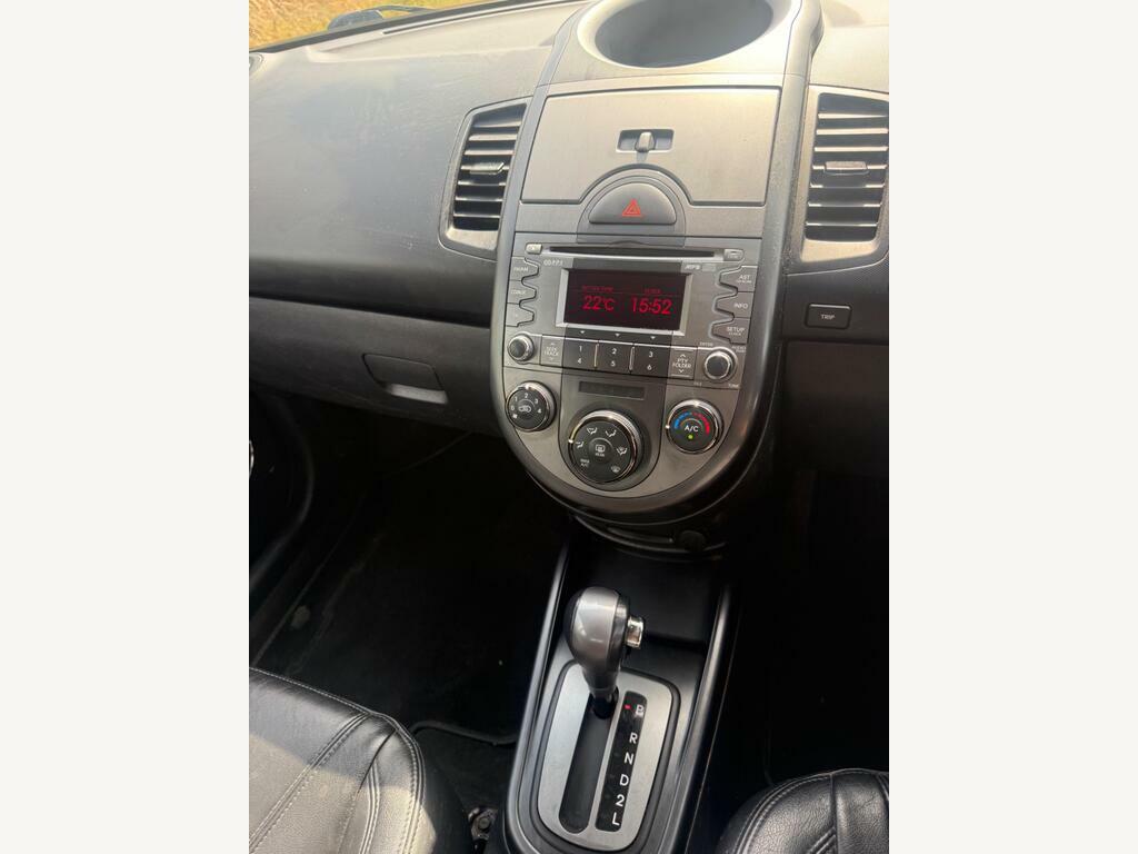 Kia Soul 1.6 2 Black #10