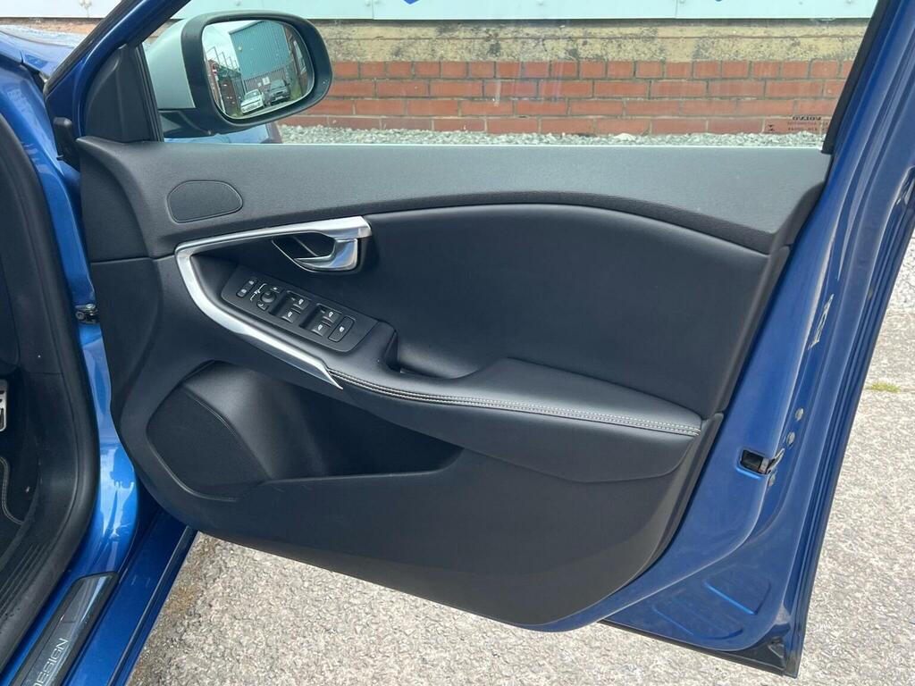 Volvo V40 1.5 T3 Inscription Euro 6 Ss Blue #20