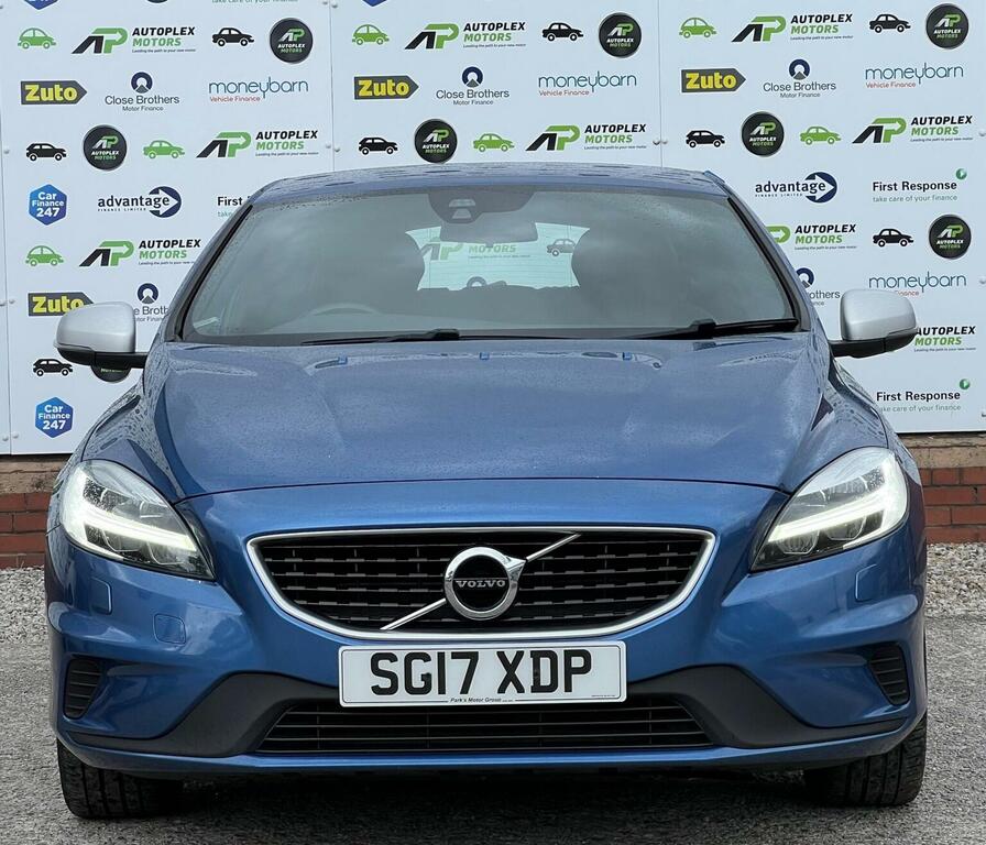 Volvo V40 2.0 D2 R-design Nav Plus Euro 6 Ss Blue #4