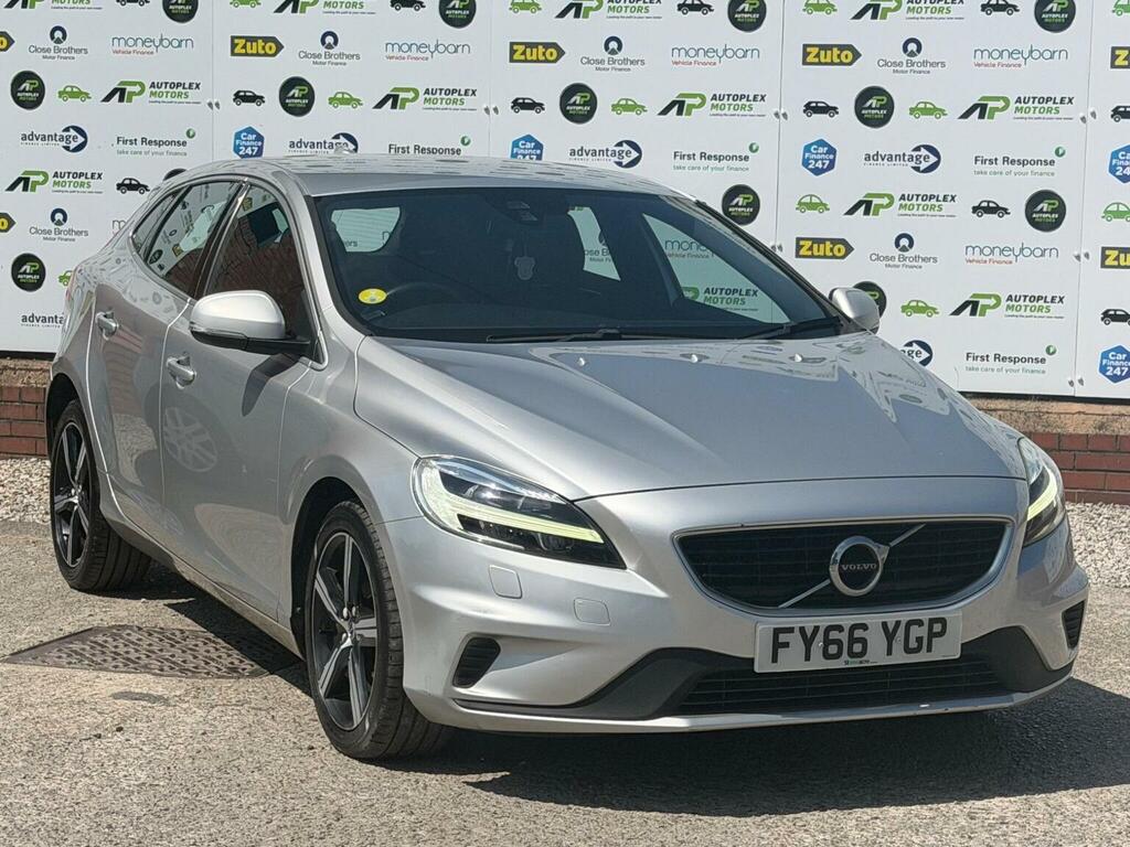 Volvo V40 Hatchback 2.0 D2 R-design Euro 6 Ss 20166 FY66YGP Silver #2