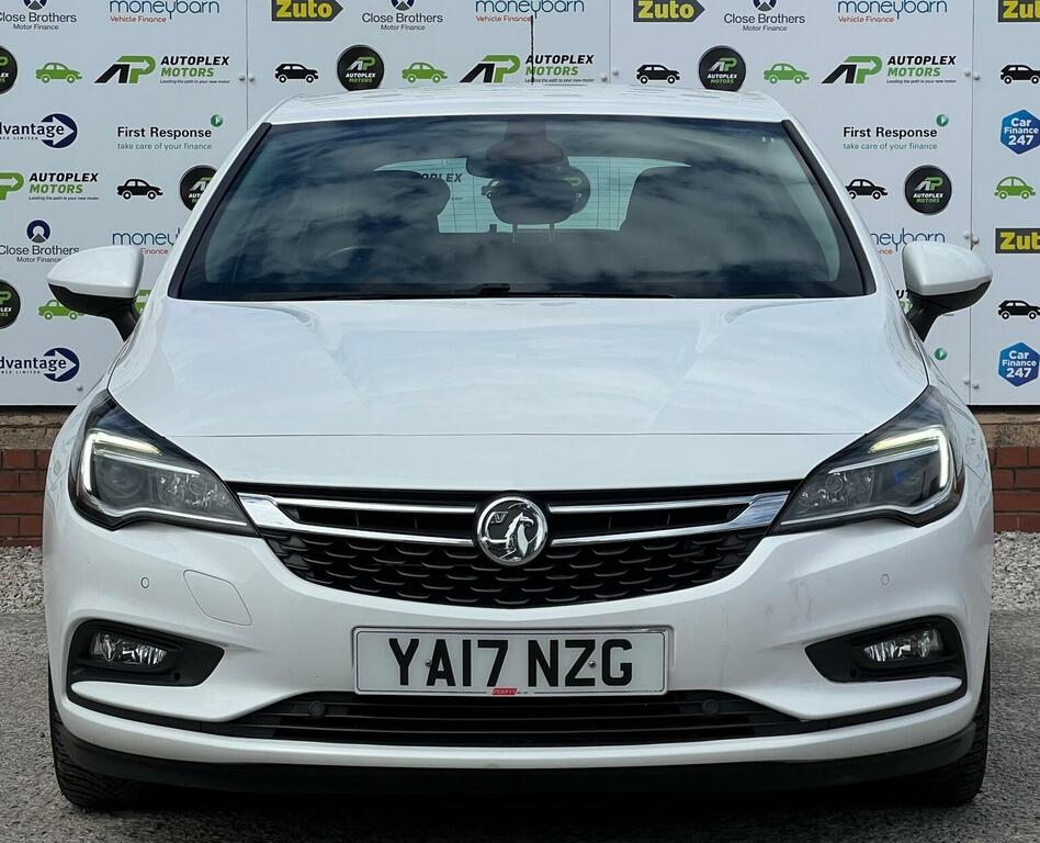 Vauxhall Astra 1.6 Cdti Blueinjection Elite Euro 6 White #3