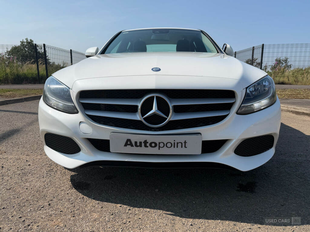 Mercedes-Benz C Class C220 Bluetec Se Executive White #4