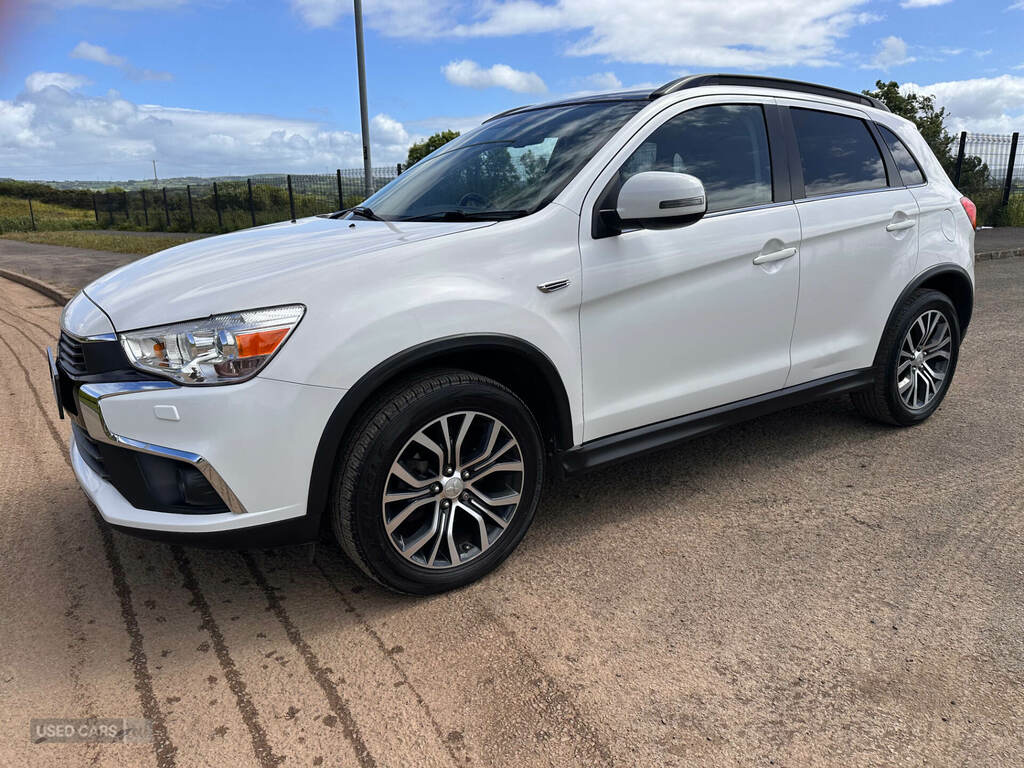 Mitsubishi ASX 1.6 5 4Wd White #4