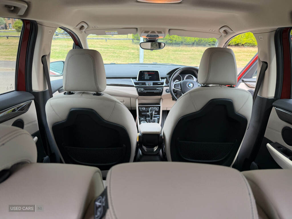 BMW 2 Series Active Tourer Sport Black #16