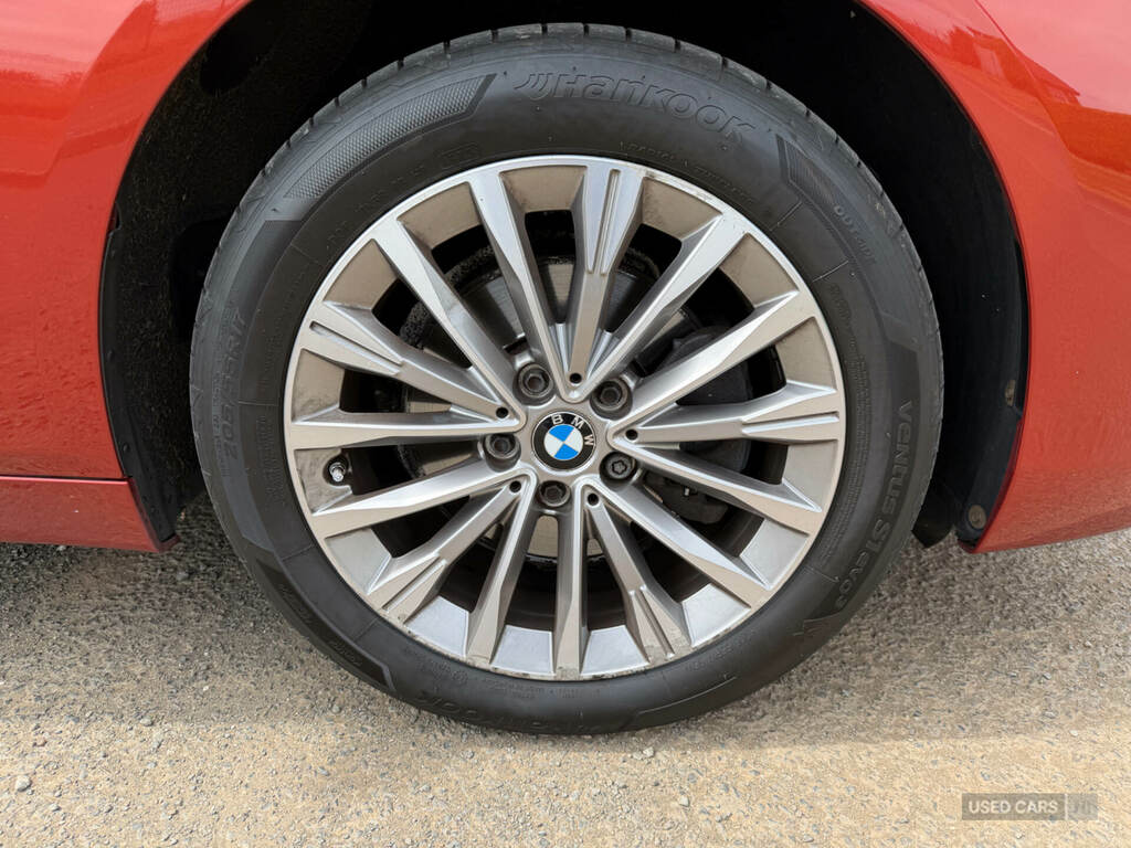 BMW 2 Series Active Tourer Sport Black #10