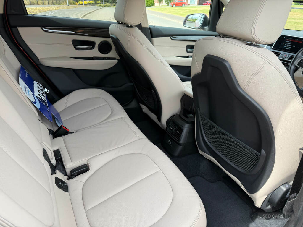 BMW 2 Series Active Tourer Sport Black #13
