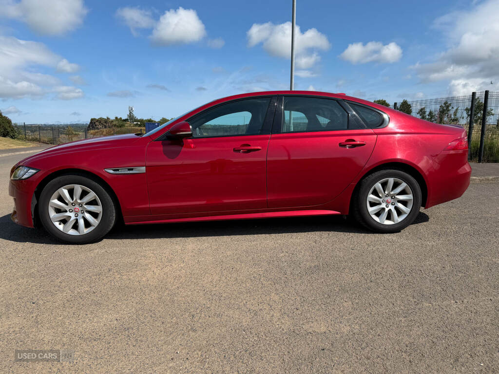 Jaguar XF 2.0D R-sport Red #4