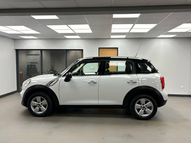 Mini Countryman 1.6 Cooper Suv Euro 6 Ss 122 White #4
