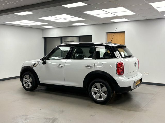 Mini Countryman 1.6 Cooper Suv Euro 6 Ss 122 White #5