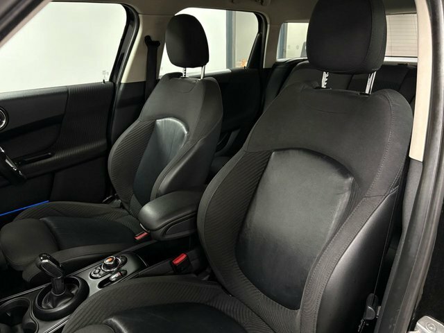 Mini Countryman Cooper Red #9
