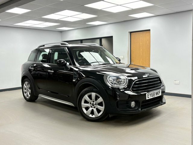 Mini Countryman 2.0 Cooper D Suv Euro 6 Ss 150 Black