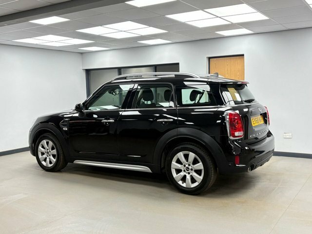 Mini Countryman 2.0 Cooper D Suv Euro 6 Ss 150 Black #5