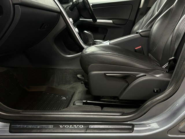 Volvo XC60 2L R-design Lux Nav Grey #7