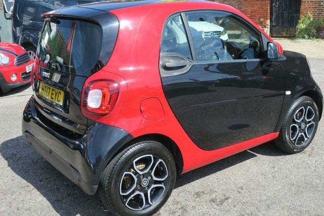 Smart Fortwo Coupe 2017 0.9T Prime Premium Coupe Twinami Black #2