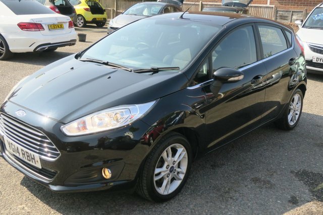 Ford Fiesta 2015 1.0T Ecoboost Zetec Hatchback Manu Black #4