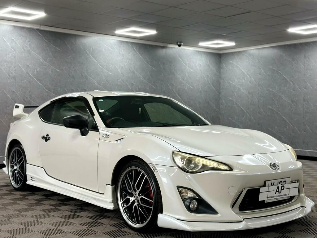 Toyota GT86 2.0 Boxer D-4s Wide Bodied White #2