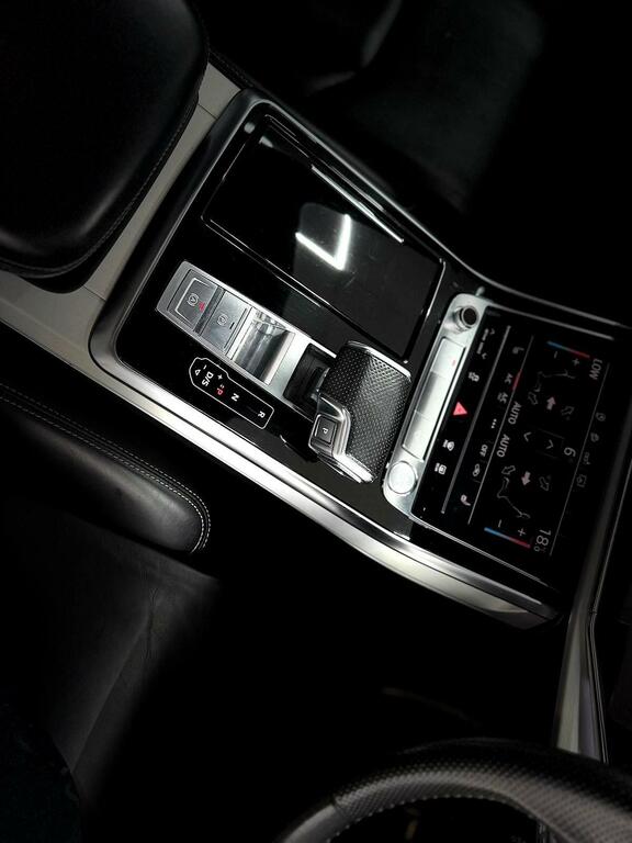 Audi Q8 Audi Estate Special Edition 50 Tdi Quattro Edition Black #48