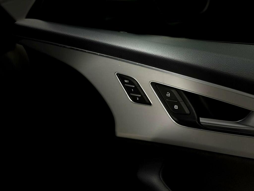 Audi Q8 Audi Estate Special Edition 50 Tdi Quattro Edition Black #46