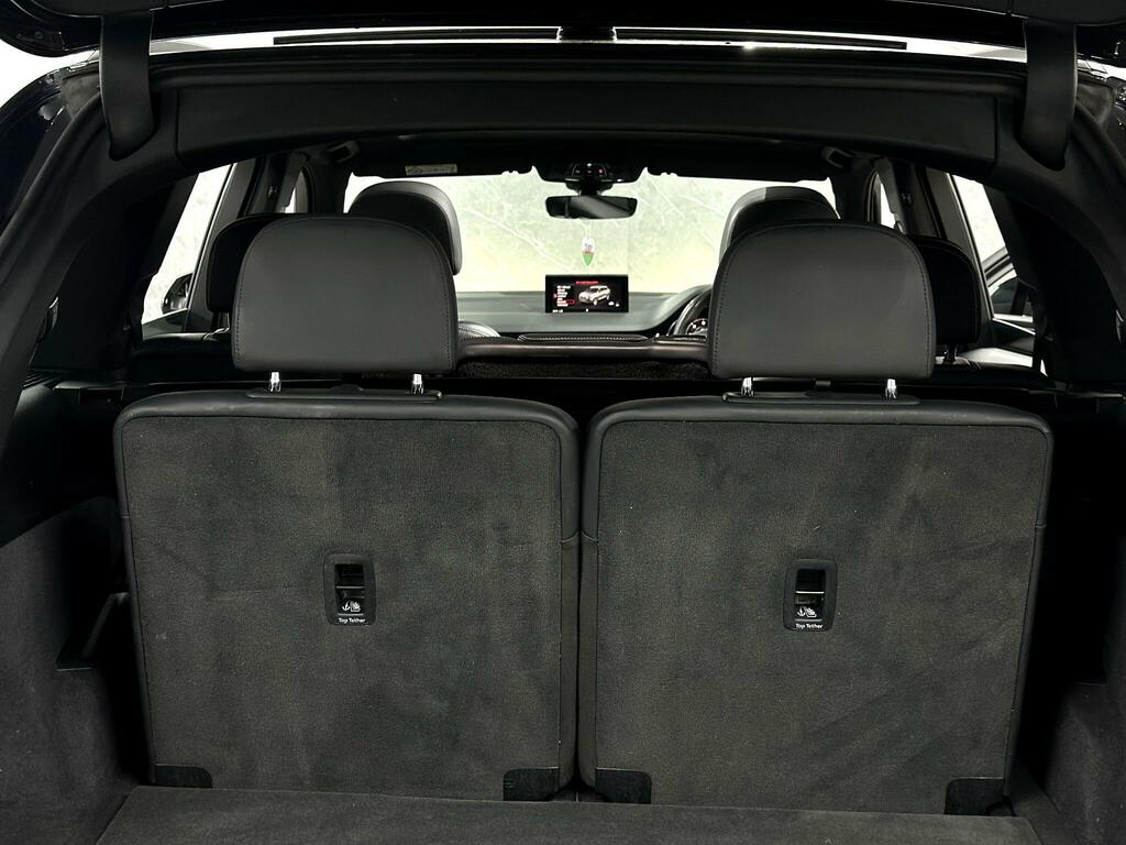 Audi Q7  Black #41