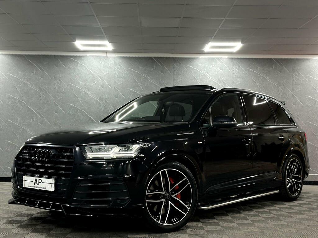 Audi Q7  Black #19