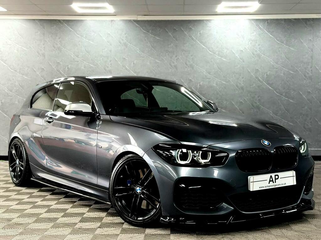 BMW 1 Series Hatchback Grey #2