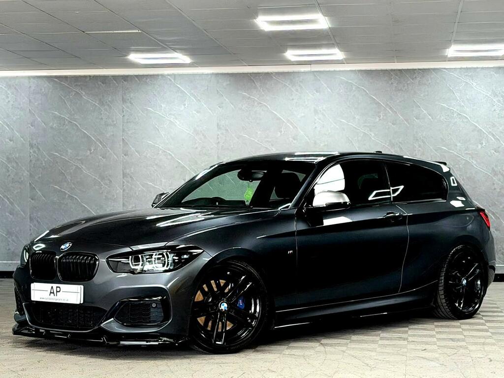 BMW 1 Series Hatchback Grey #9