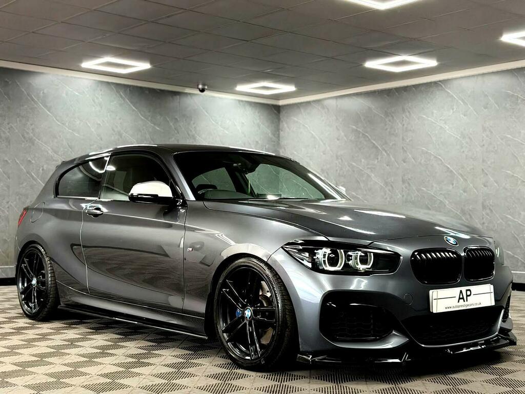 BMW 1 Series Hatchback Grey #44
