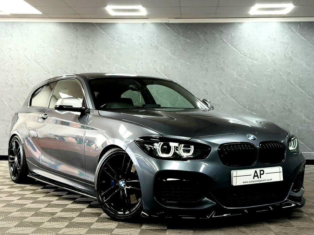 BMW 1 Series Hatchback Grey #3