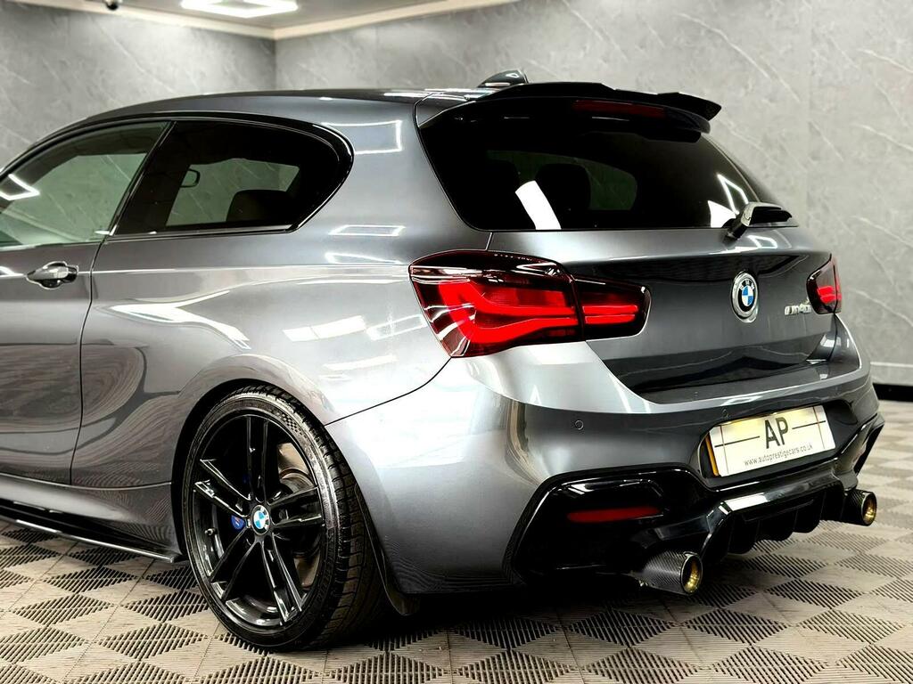 BMW 1 Series Hatchback Grey #30