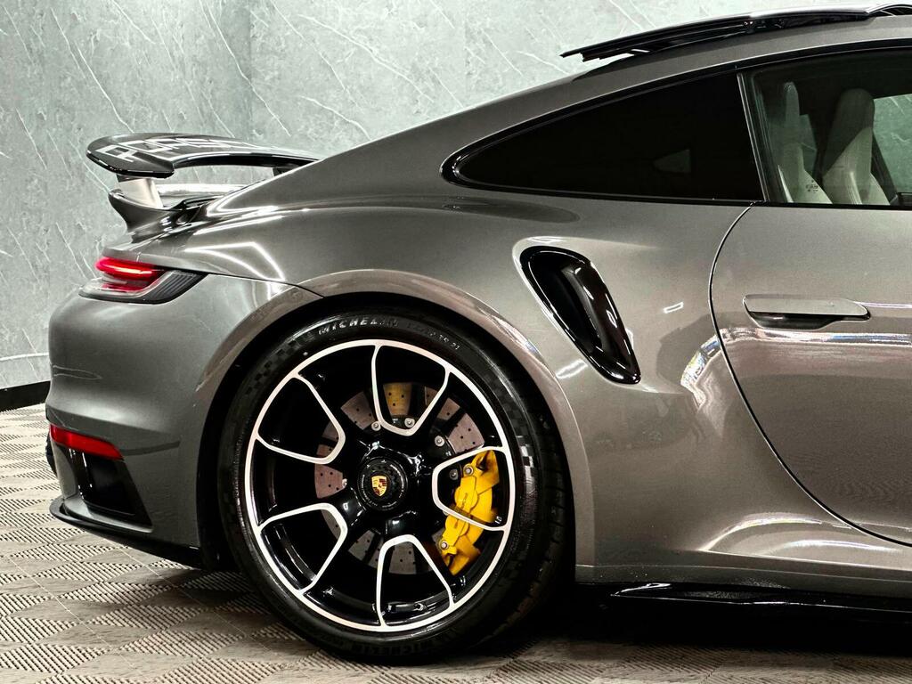 Porsche 911 992 Carrera 4S Silver #8