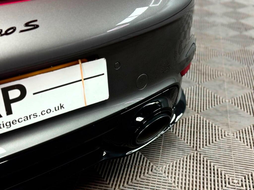 Porsche 911 992 Carrera 4S Silver #77