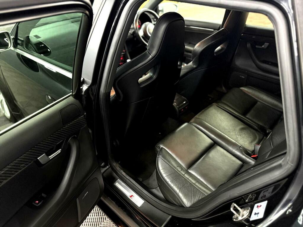 Audi RS4 Avant Avant B7 4.2 V8 Quattro Immaculate Original Co Black #64