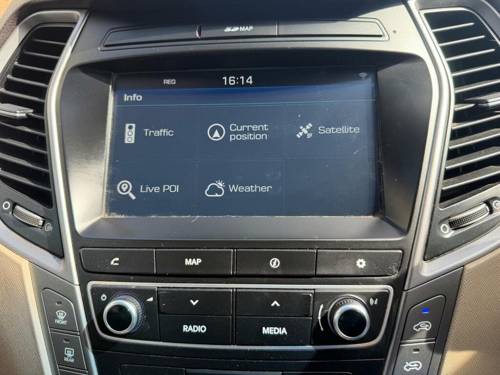 Hyundai Santa Fe 2016 2.2 Crdi Blue Drive Premium Se Suv White #50