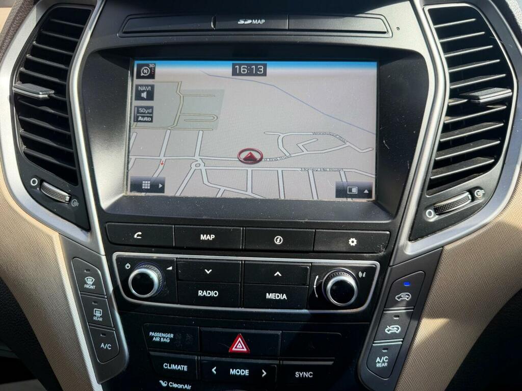 Hyundai Santa Fe 2016 2.2 Crdi Blue Drive Premium Se Suv White #45