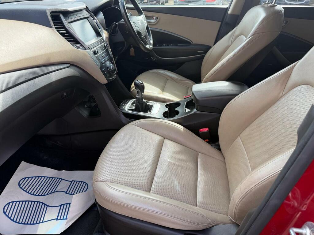 Hyundai Santa Fe 2016 2.2 Crdi Blue Drive Premium Se Suv White #36