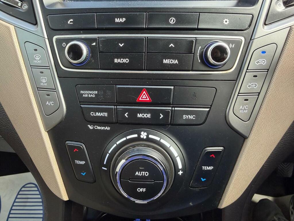 Hyundai Santa Fe 2016 2.2 Crdi Blue Drive Premium Se Suv White #47