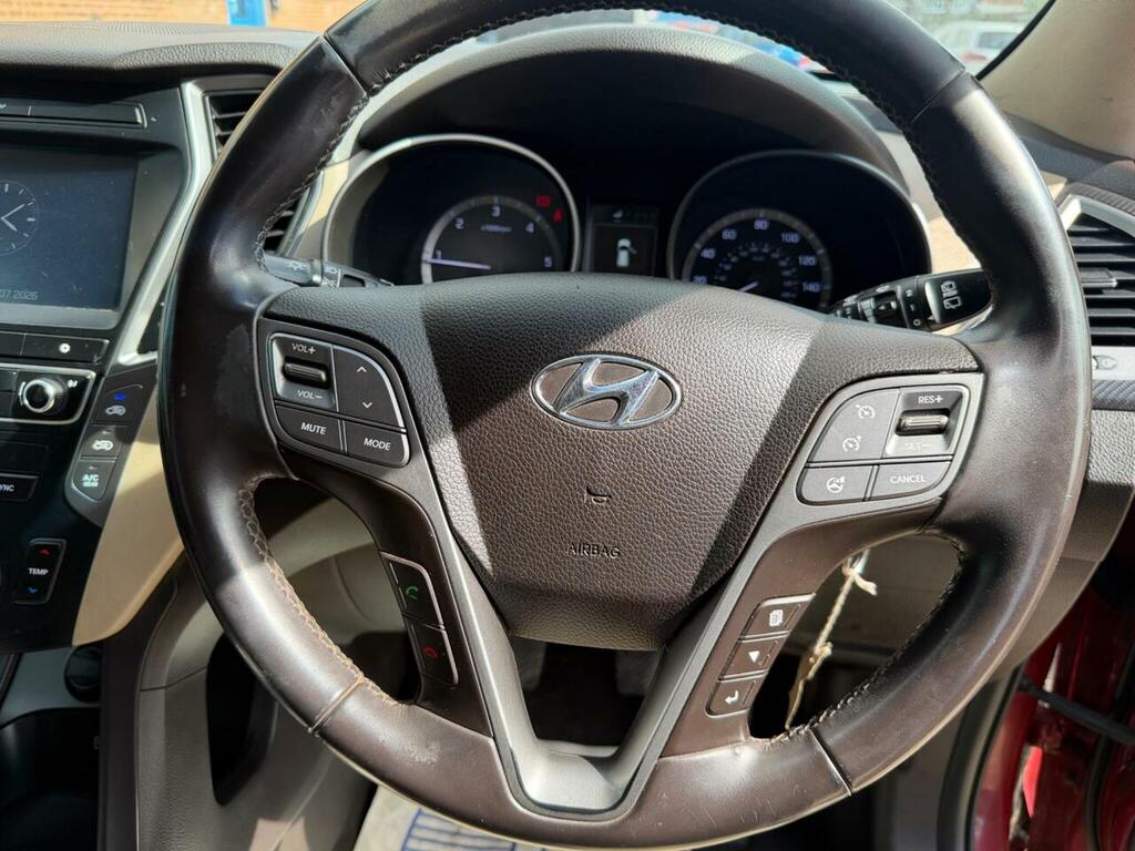 Hyundai Santa Fe 2016 2.2 Crdi Blue Drive Premium Se Suv White #18