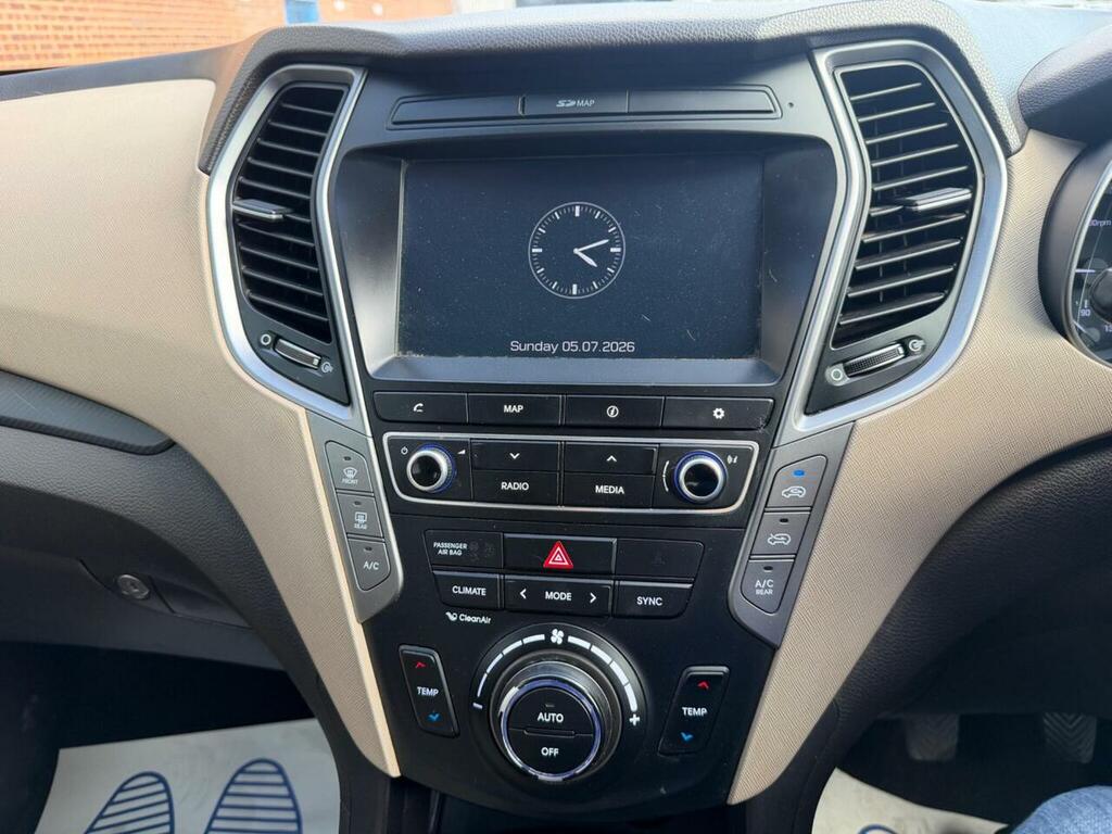 Hyundai Santa Fe 2016 2.2 Crdi Blue Drive Premium Se Suv White #39