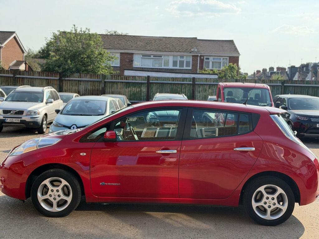 Nissan Leaf Acenta 5-Door Free Road Tax, Low Mileage Red #9