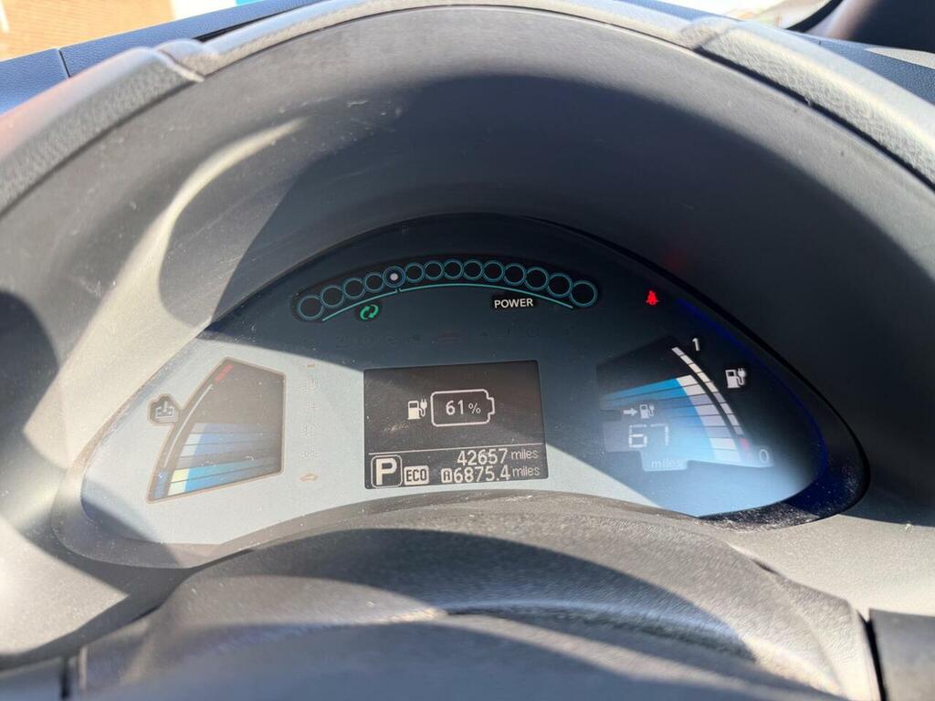 Nissan Leaf Acenta 5-Door Free Road Tax, Low Mileage Red #34